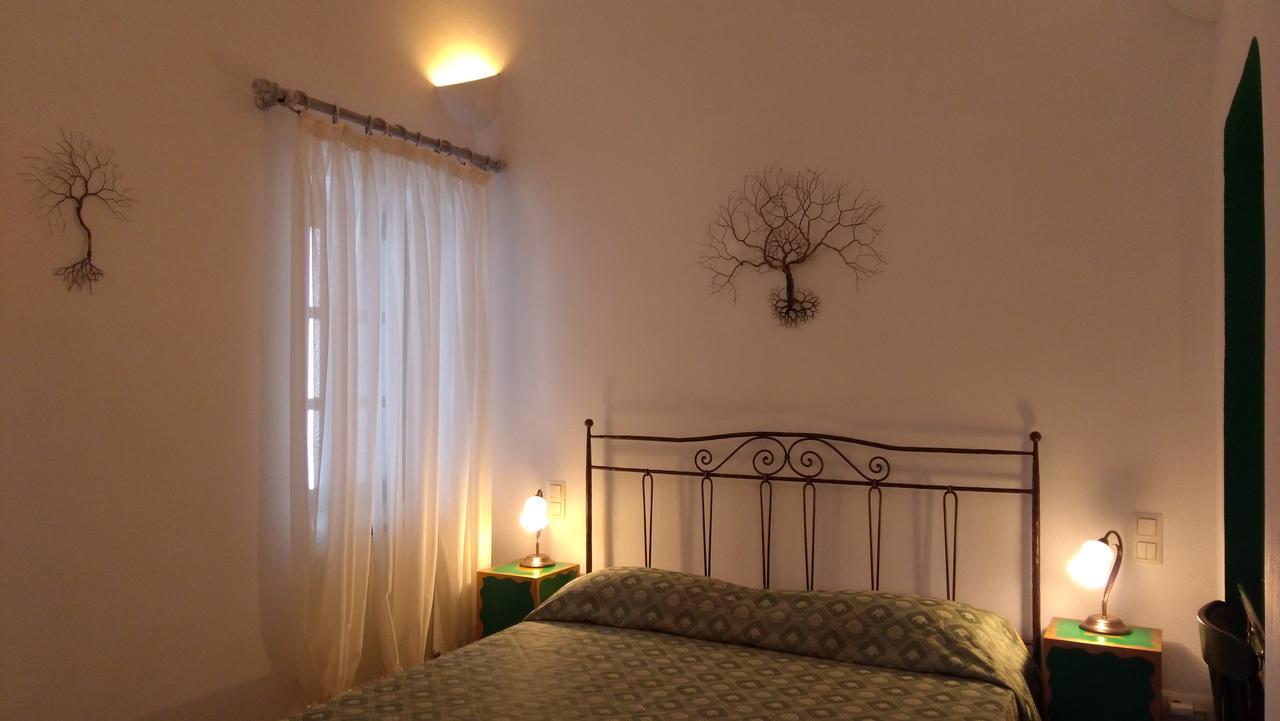 Отель Donna'S House Santorini Пиргос Экстерьер фото